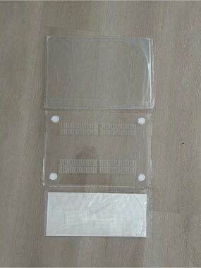 Mac book Air Clear Transparent Laptop Hard Shell Case with White Keyboard Cover